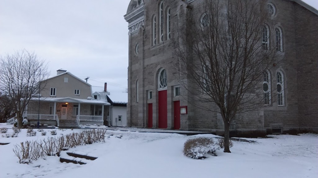 Sainte-Marie-Salomé City Hall | 690 Chemin St Jean, Sainte-Marie-Salomé, QC J0K 2Z0, Canada | Phone: (450) 839-6212