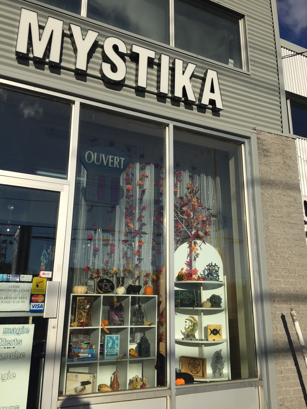 Boutique ésotérique Mystika Magie | 1983 Chemin Gascon, Terrebonne, QC J6X 4H2, Canada | Phone: (450) 416-1010