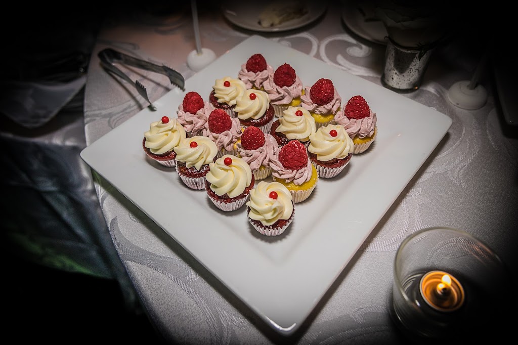 CornerNet Photography | 2021 Sixth Line #24, Oakville, ON L6H 4S2, Canada | Phone: (289) 430-5331