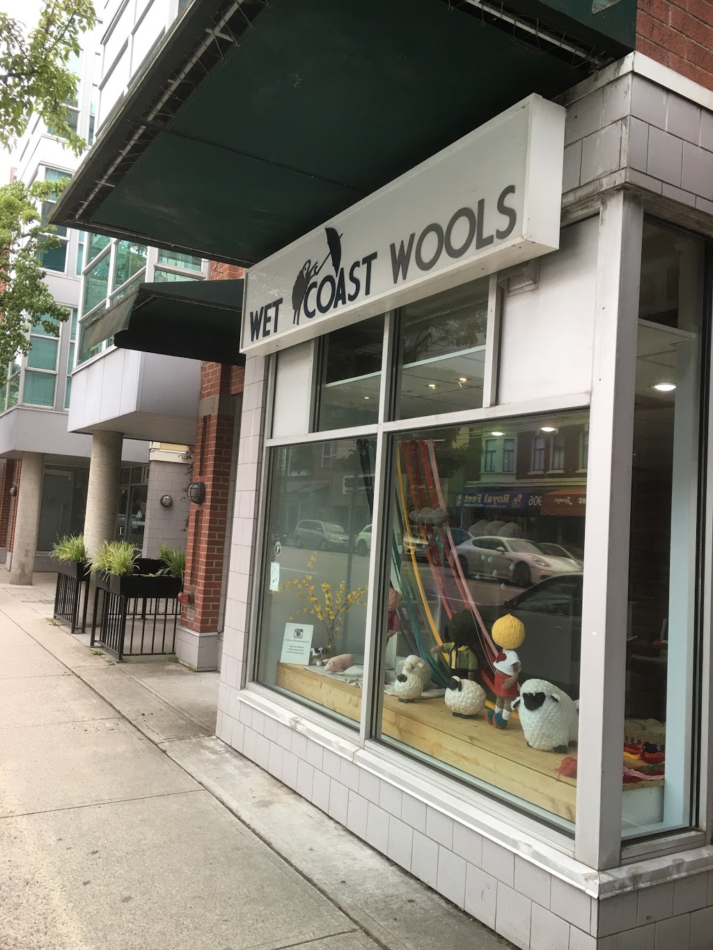 Wet Coast Wools Ltd. - Vancouver | 2923 W 4th Ave, Vancouver, BC V6K 1R3, Canada | Phone: (604) 568-0011
