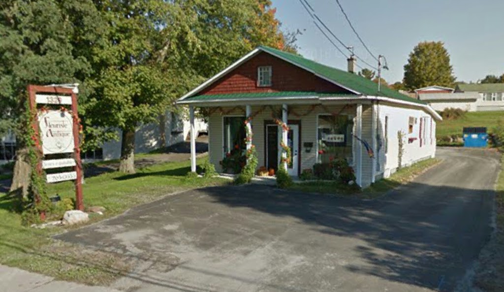 Fleuriste Antique Florist | 1329 Rue du Sud, Cowansville, QC J2K 2Z2, Canada | Phone: (450) 263-0535