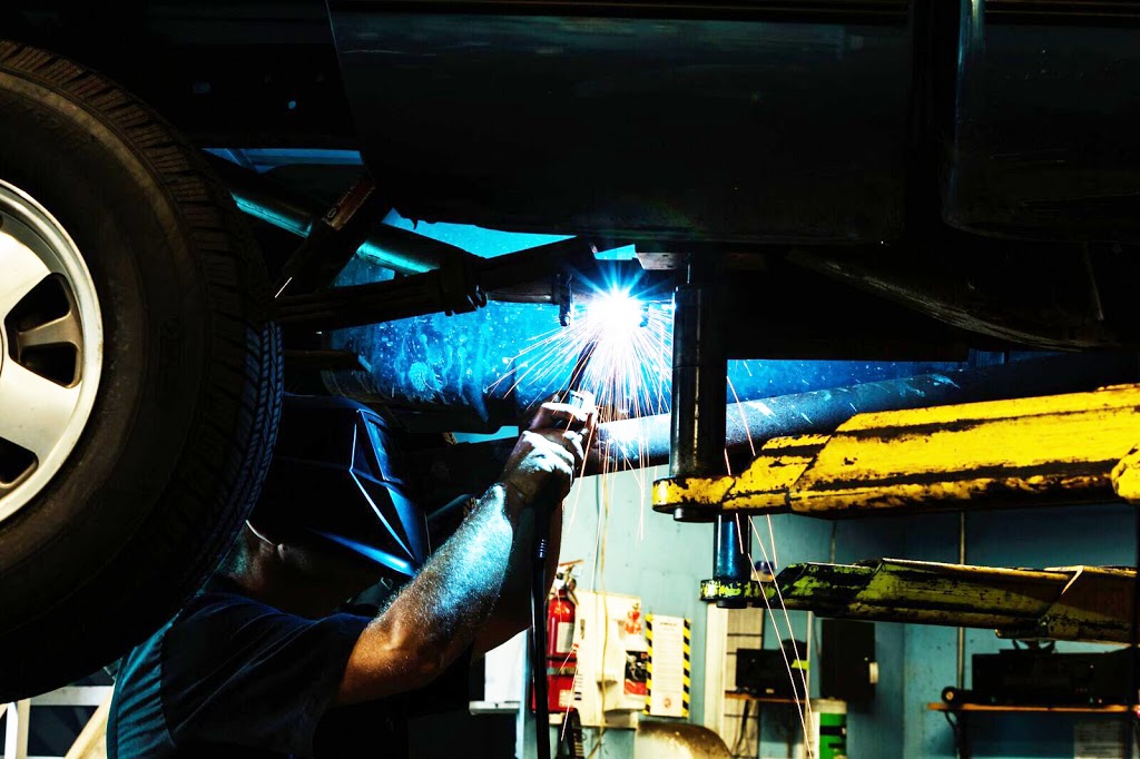 Langley Brake Shop & Auto Repair | 20091 Industrial Ave #101, Langley City, BC V3A 4K6, Canada | Phone: (604) 530-4311