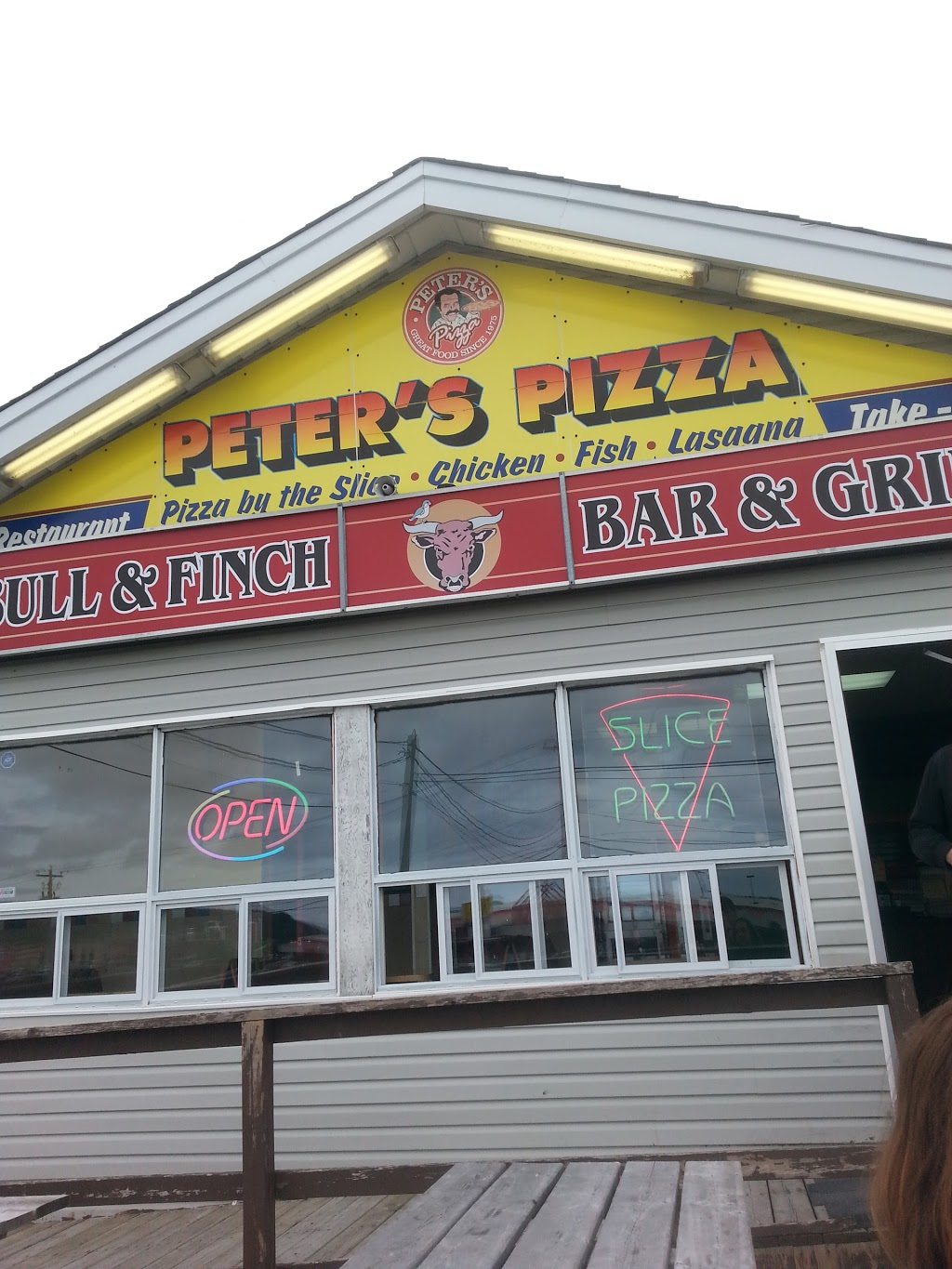 Peters Pizza & Golden Foods | 155 Columbus Dr, Carbonear, NL A1Y 1A6, Canada | Phone: (709) 596-3535