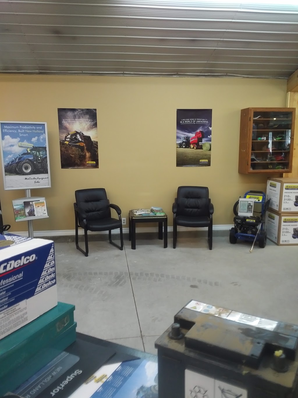 McCauley Equipment Sales | 163 Forestview Rd, Orillia, ON L3V 6H1, Canada | Phone: (705) 325-4424
