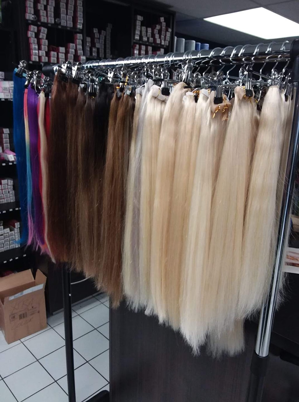 M.A.D. Hair Designz | 39394 Hwy 41, Pembroke, ON K8A 6W4, Canada | Phone: (613) 639-3516