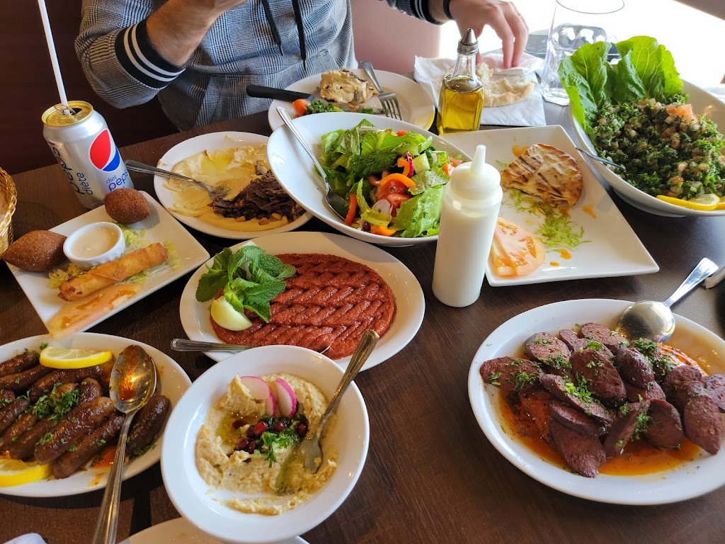 Nazareth restaurant | 550 Bd du Curé-Labelle, Sainte-Rose, QC H7L 4V6, Canada | Phone: (450) 937-4064