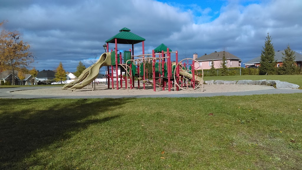 Parc de Salernes | 152 Rue de Pradet, Gatineau, QC J8T 8M8, Canada | Phone: (866) 299-2002