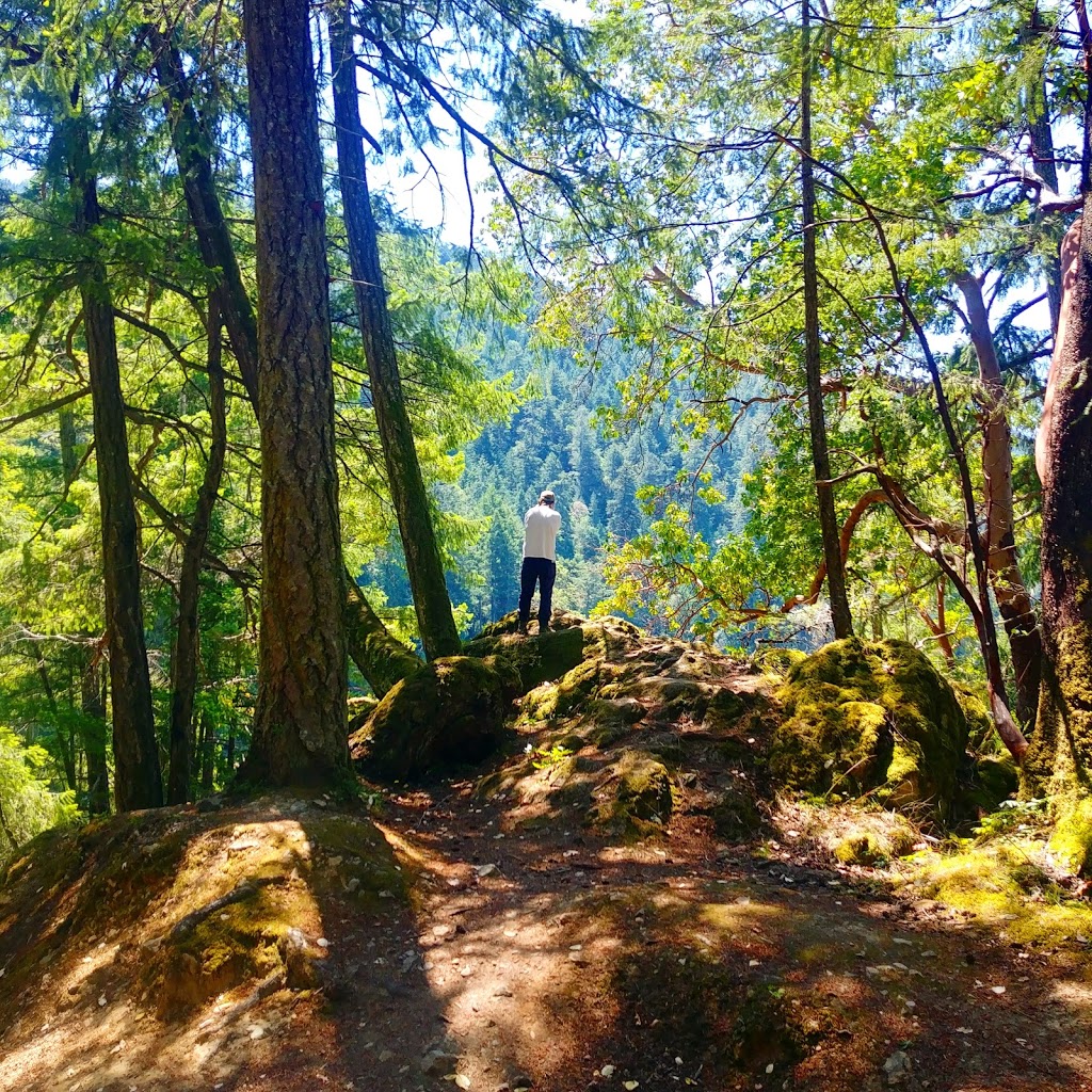 Mckenzie Bight | Highlands, BC, Canada