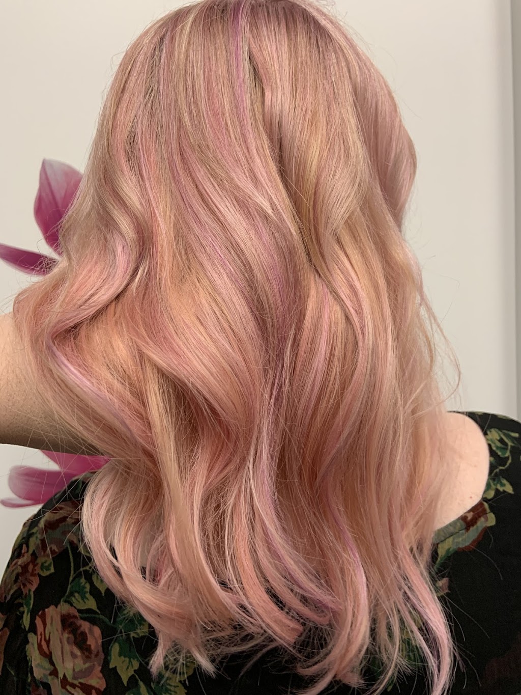 Serina Styles Studio and Salon | 507 Lakeshore Rd E, Mississauga, ON L5G 1H9, Canada | Phone: (647) 979-1307