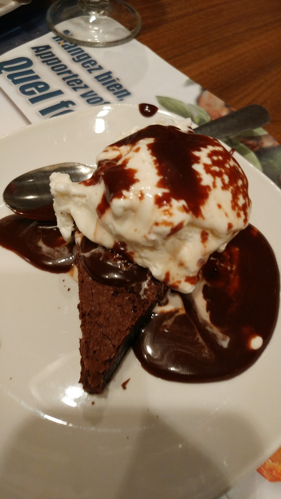 Au Vieux Duluth Restaurant | 1160 Boulevard Saint-Joseph, Gatineau, QC J8Z 1T3, Canada | Phone: (819) 205-2727