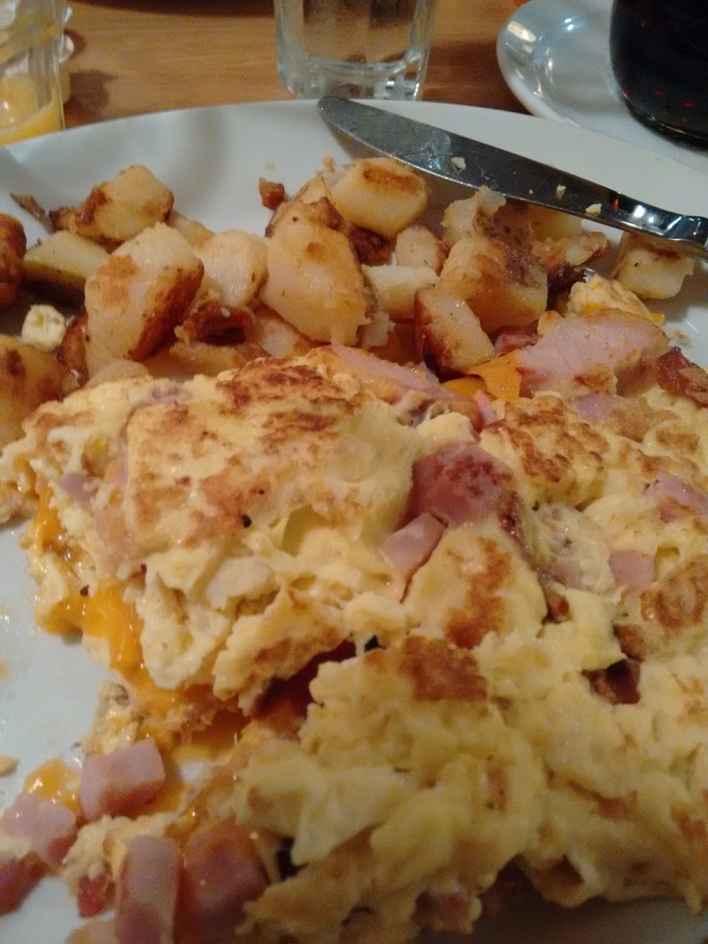 Sunset Grill | 101-5949 Baldwin St S, Whitby, ON L1M 2J7, Canada | Phone: (905) 655-9600