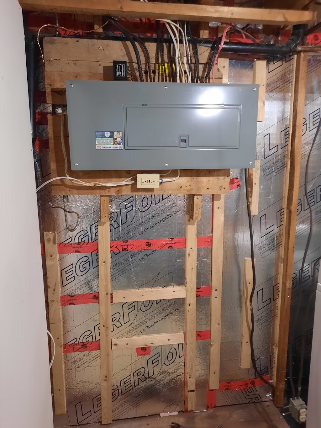 Electricité 440 Inc. | 7050 Rue Monnier, Laval, QC H7R 5K6, Canada | Phone: (450) 962-8040