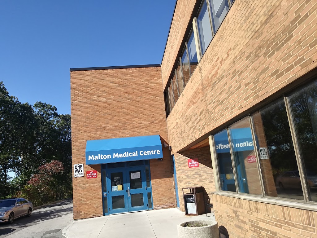 Malton Medical Clinic | 6870 Goreway Dr, Mississauga, ON L4V 1P1, Canada | Phone: (905) 677-4200