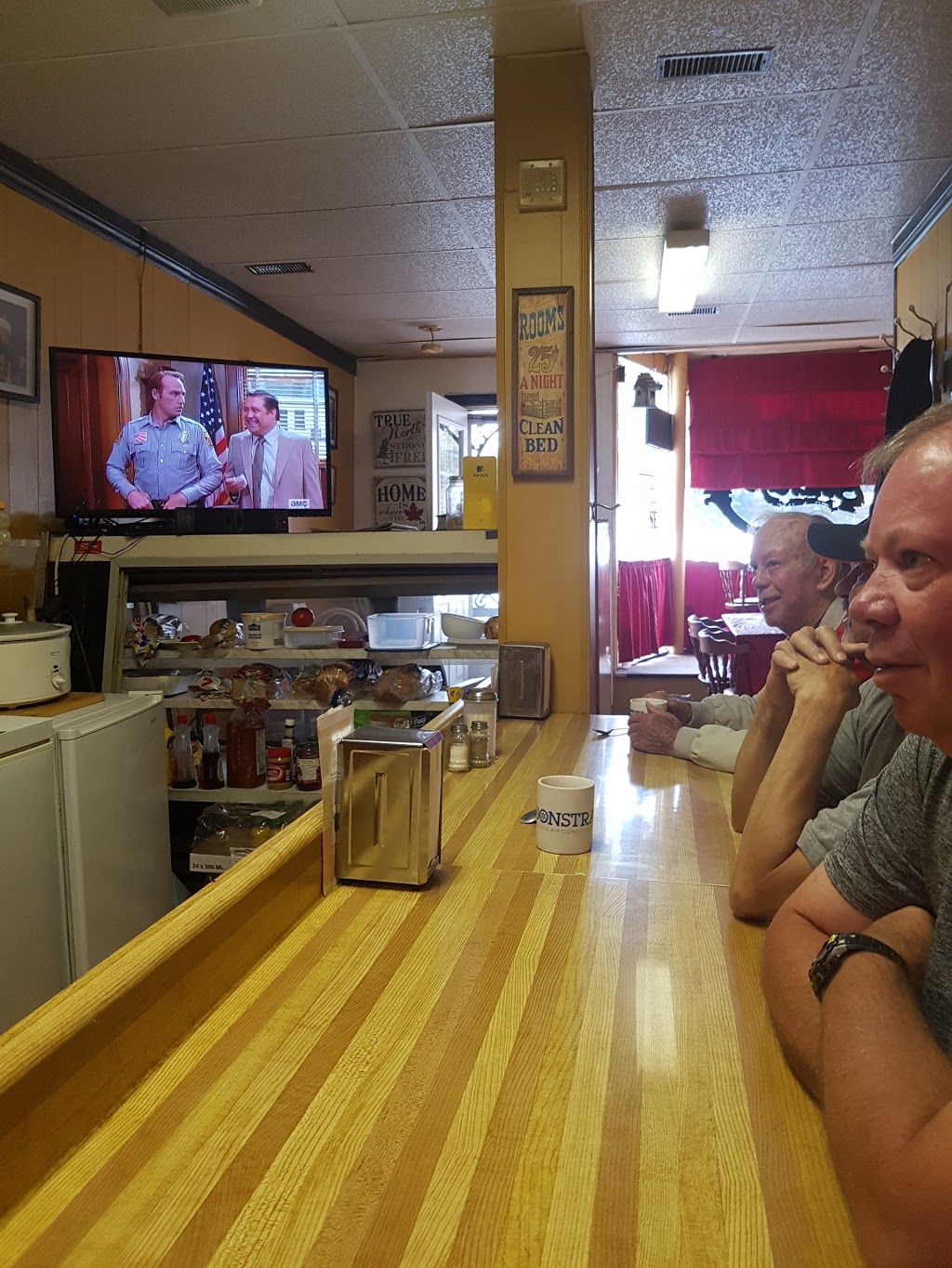 Buckys | 20 Northumberland St, Ayr, ON N0B 1E0, Canada