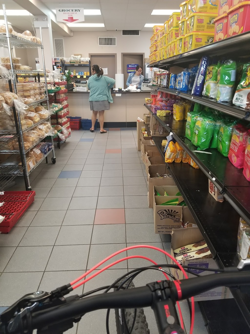 Empanada Convenience Store | 8706 150 St, Edmonton, AB T5R 1E4, Canada | Phone: (780) 988-1124