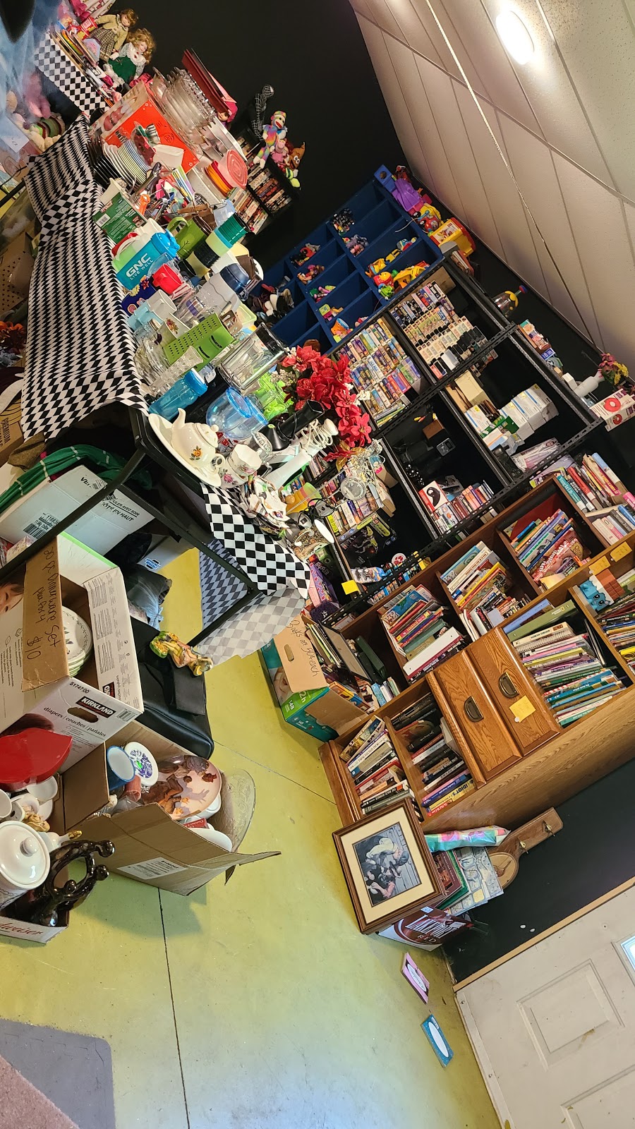 Klassen Family Thrift Shop | 49278 Conservation Line, Aylmer, ON N5H 2R4, Canada | Phone: (519) 719-7319
