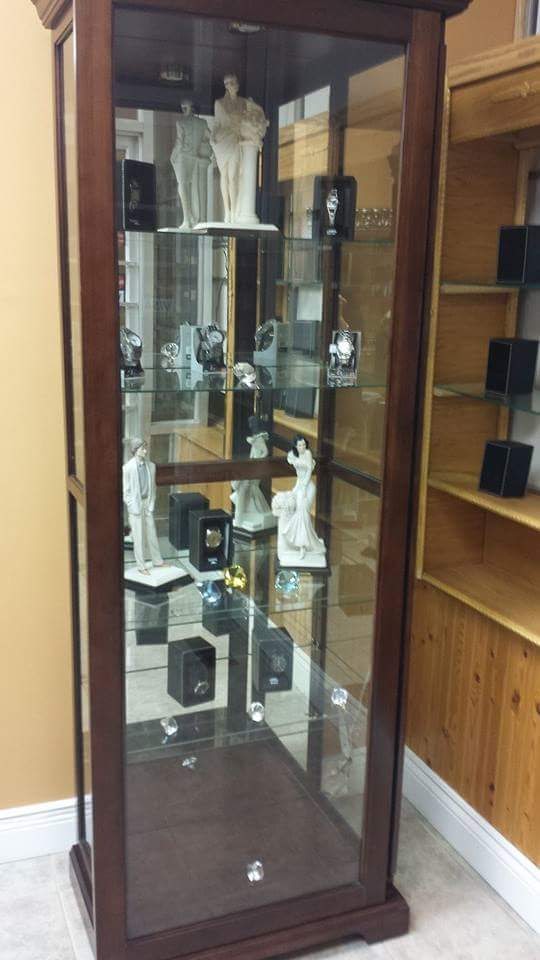Mercedes jewellery | 6689 Drummond Rd, Niagara Falls, ON L2G 4N8, Canada | Phone: (905) 358-7172