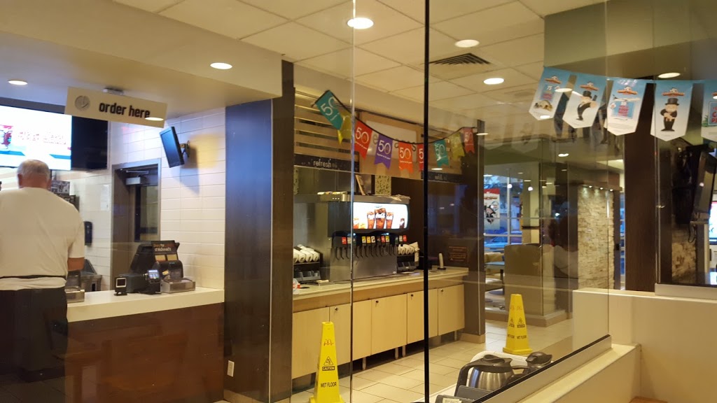McDonalds | 1835 56 St, Delta, BC V4L 2B4, Canada | Phone: (604) 948-3630