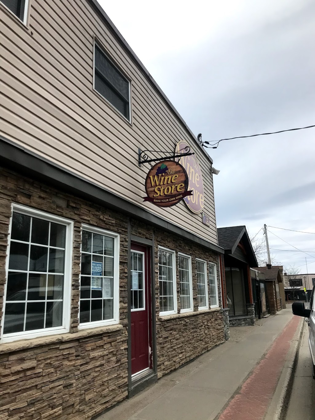 The Minden Wine Store | 87 Bobcaygeon Rd, Minden, ON K0M 2K0, Canada | Phone: (705) 286-1642