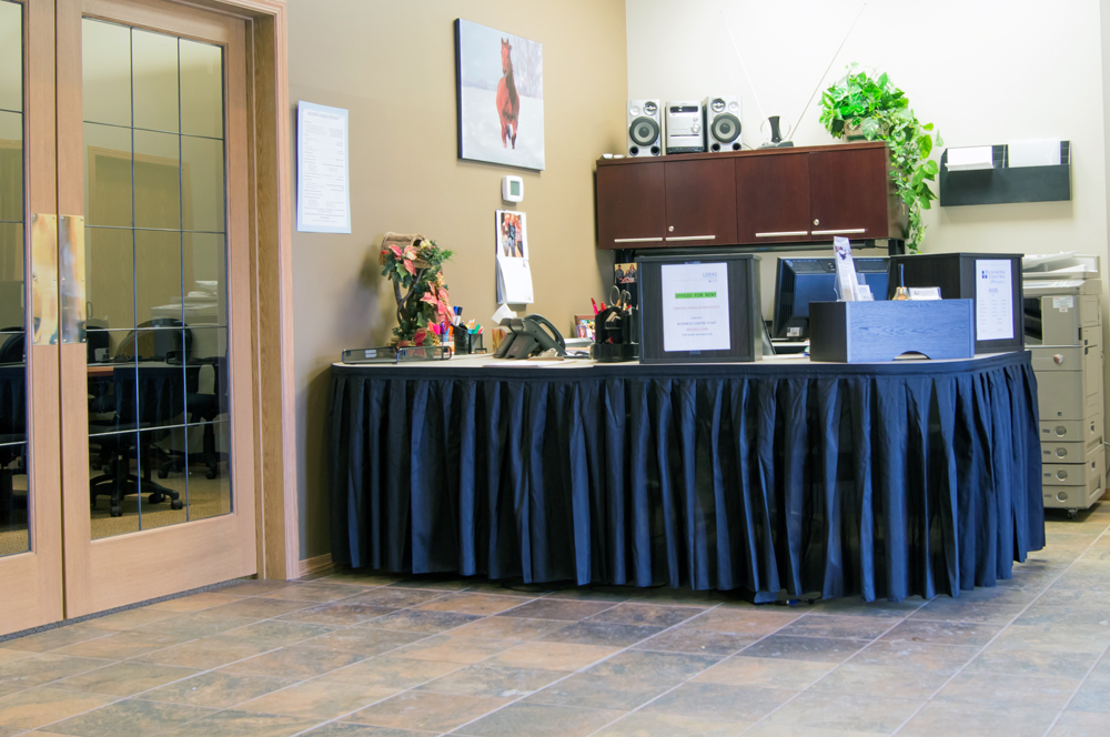 Business Centre | 19 3 Ave SE, High River, AB T1V 1G3, Canada | Phone: (403) 652-1100
