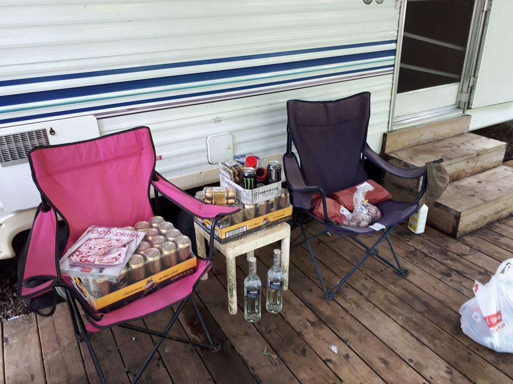 Holiday Beach RV Park | 1652 Puddicombe Rd, New Hamburg, ON N3A 2Z4, Canada | Phone: (519) 662-1475