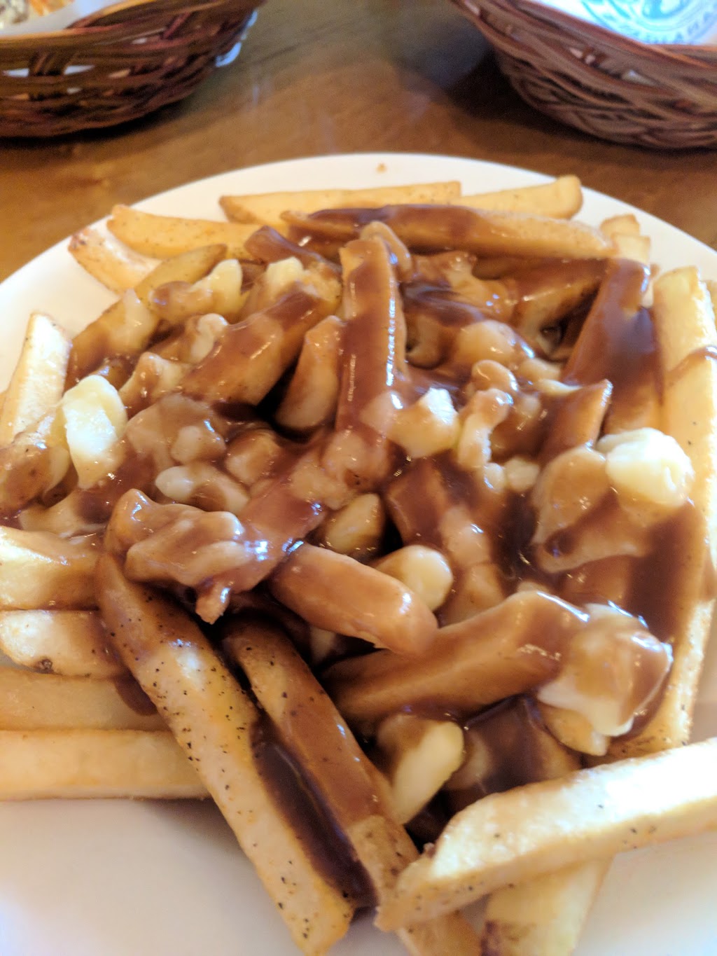 Wild Wing | Landmark Theatre, 75 Consumers Dr, Whitby, ON L1N 9S2, Canada | Phone: (905) 444-9453