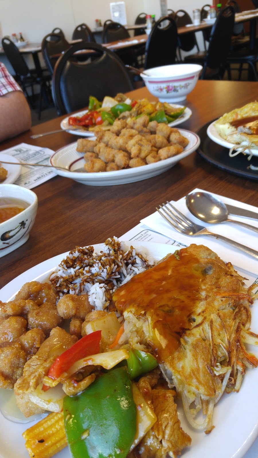 Ste. Anne Chinese Restaurant | 555 Traverse Rd, Ste. Anne, MB R5H 1B5, Canada | Phone: (204) 422-9345