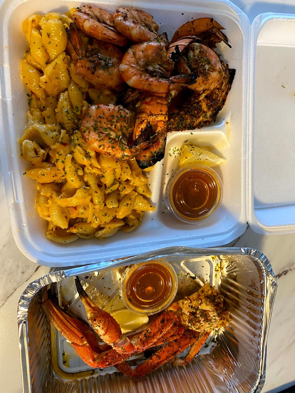 Seafood House Hamilton | 30 Times Square Blvd, Stoney Creek, ON L8J 0L8, Canada | Phone: (289) 339-5237