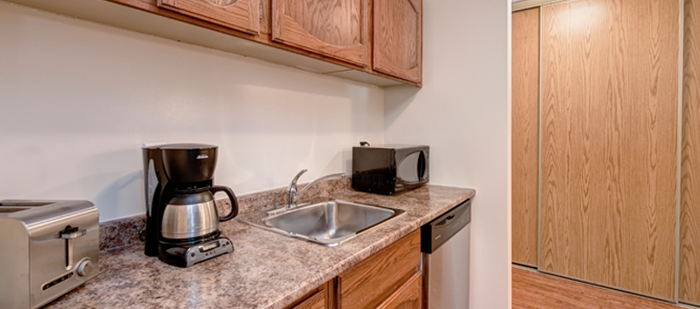 Woodlands Manor | 1825 Woodview Dr SW, Calgary, AB T2W 3X3, Canada | Phone: (587) 441-0841