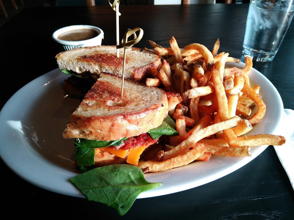 Marion Street Eatery | 393 Marion St, Winnipeg, MB R2H 0V4, Canada | Phone: (204) 233-2843