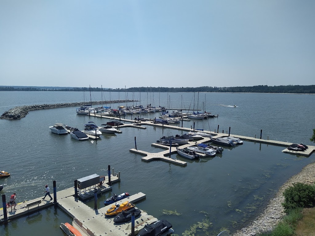 Gull Harbour Marina and Lighthouse Inn | MB-8, Manitoba R0C 2R0, Canada | Phone: (204) 279-2180