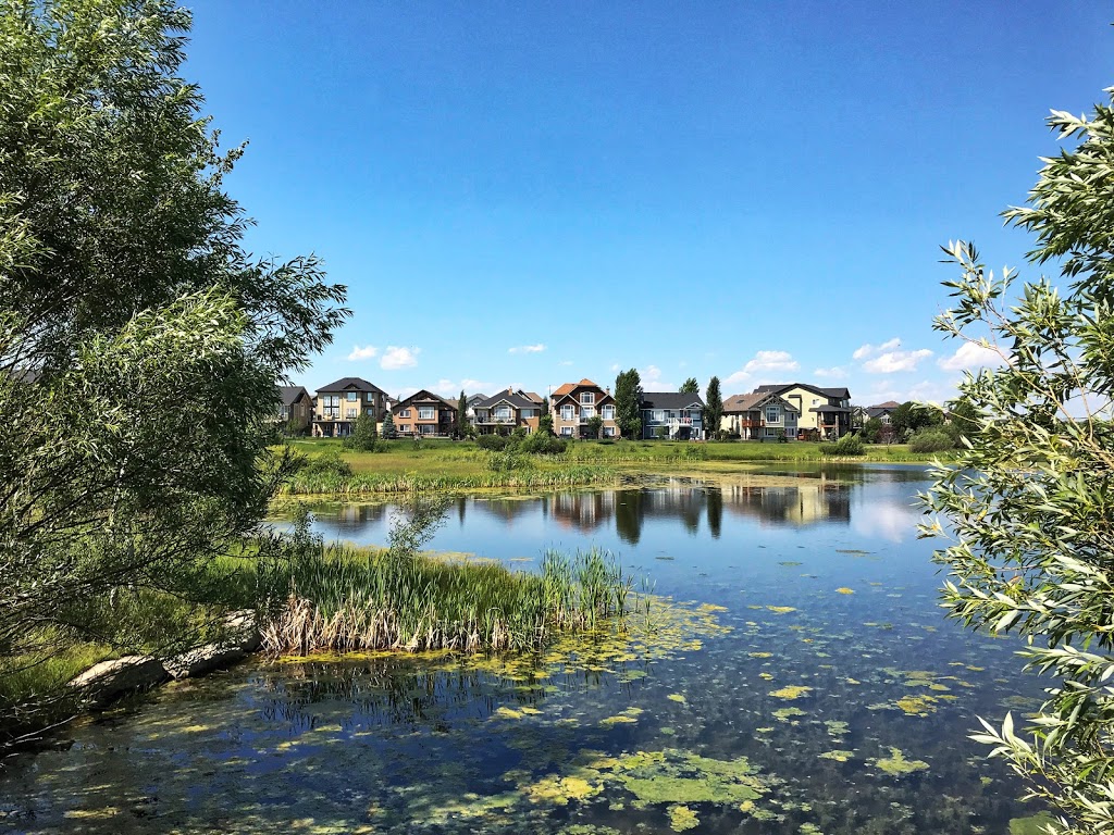 Okotoks REALTOR® - Samantha Clement | 1300 Village Ln #10, Okotoks, AB T1S 1Z6, Canada | Phone: (403) 605-7200