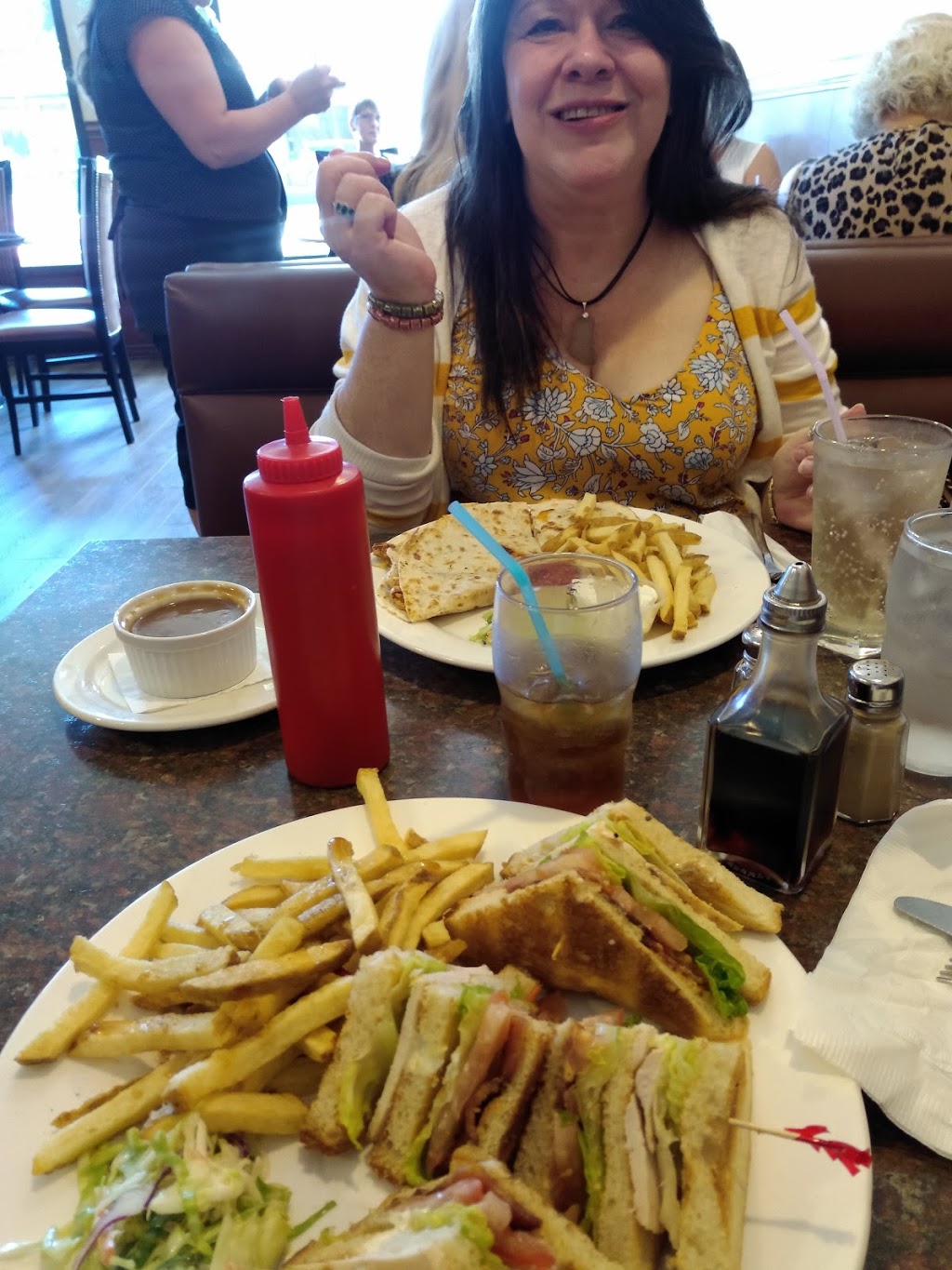 Bonnie Martin Restaurant | 2877 Mill St, Chemainus, BC V0R 1K0, Canada | Phone: (250) 246-1068