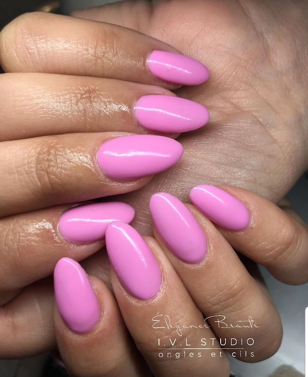 Élégance beauté IVL Studio | 222 Rue de lÉcole, McMasterville, QC J3G 1C9, Canada | Phone: (438) 836-5767