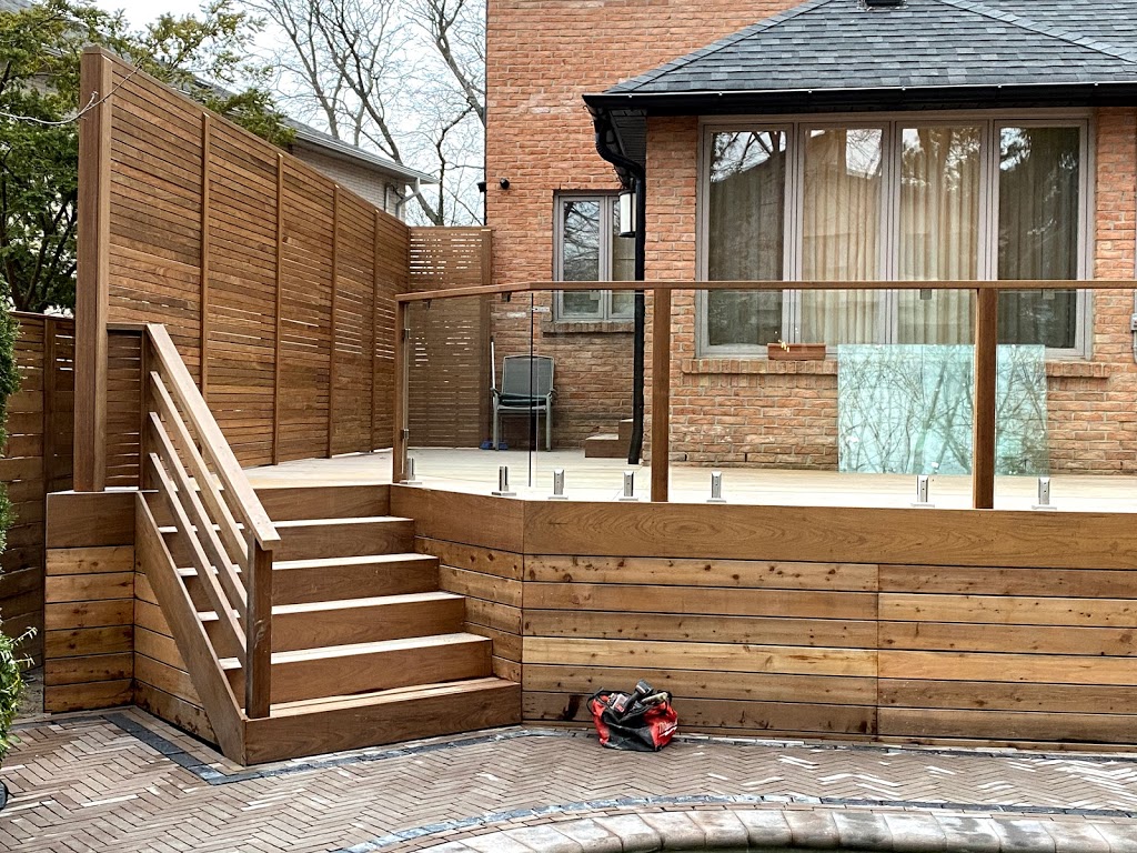 GMM Decks | 110 Pemberton Rd, Richmond Hill, ON L4C 3T7, Canada | Phone: (416) 837-9334
