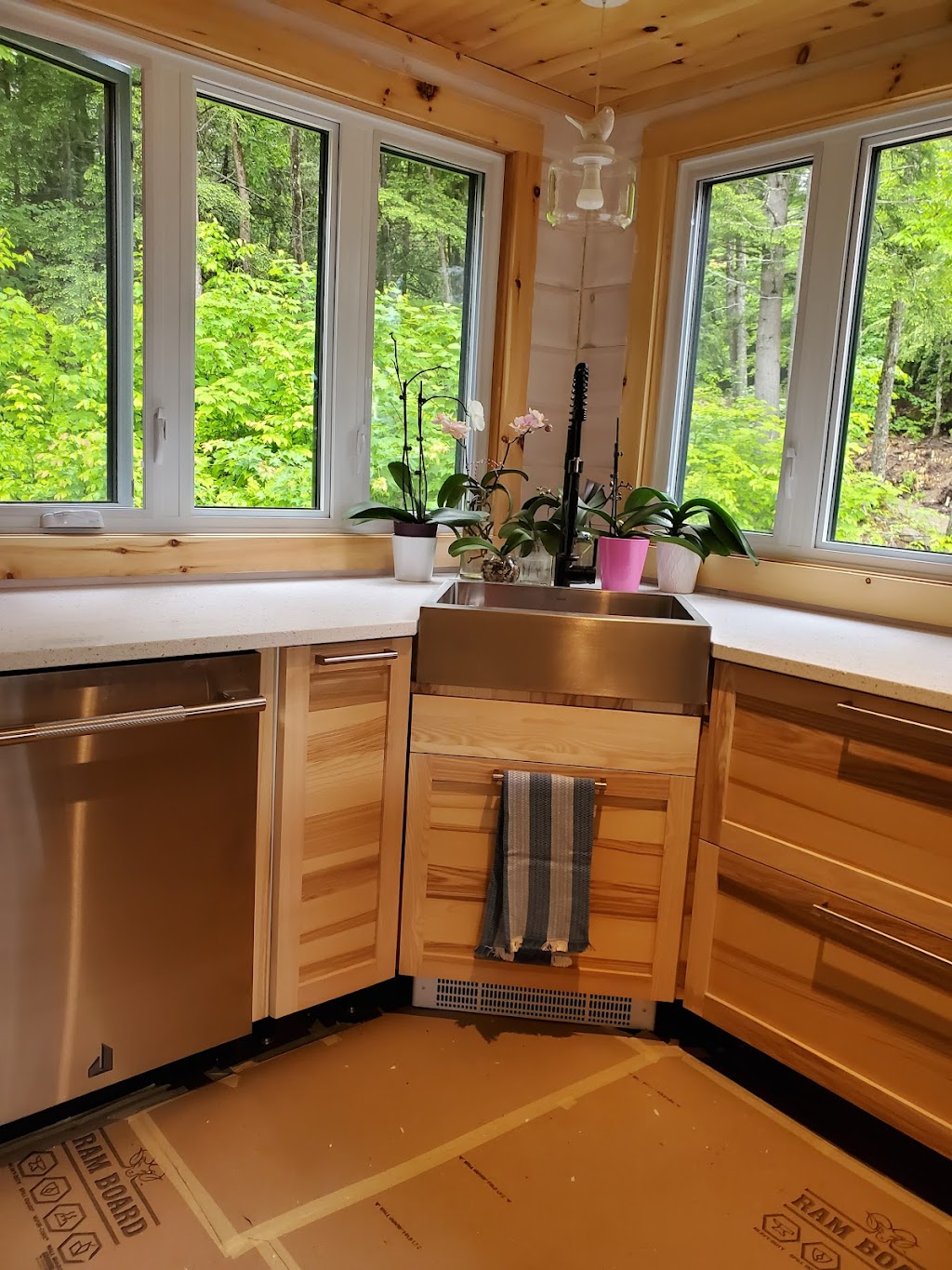 Granit Design | 77 Rue Industrielle, Stanstead, QC J0B 3E0, Canada | Phone: (819) 564-7111