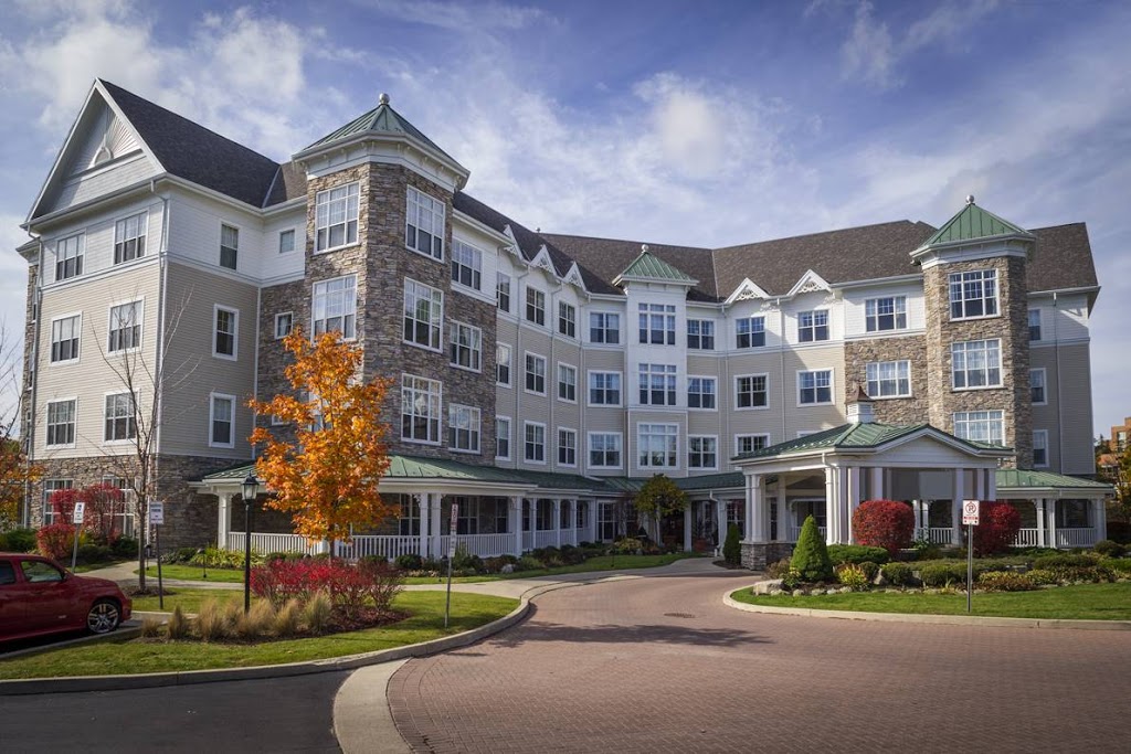 Sunrise of Aurora | 3 Golf Links Dr, Aurora, ON L4G 7Y4, Canada | Phone: (905) 841-0022