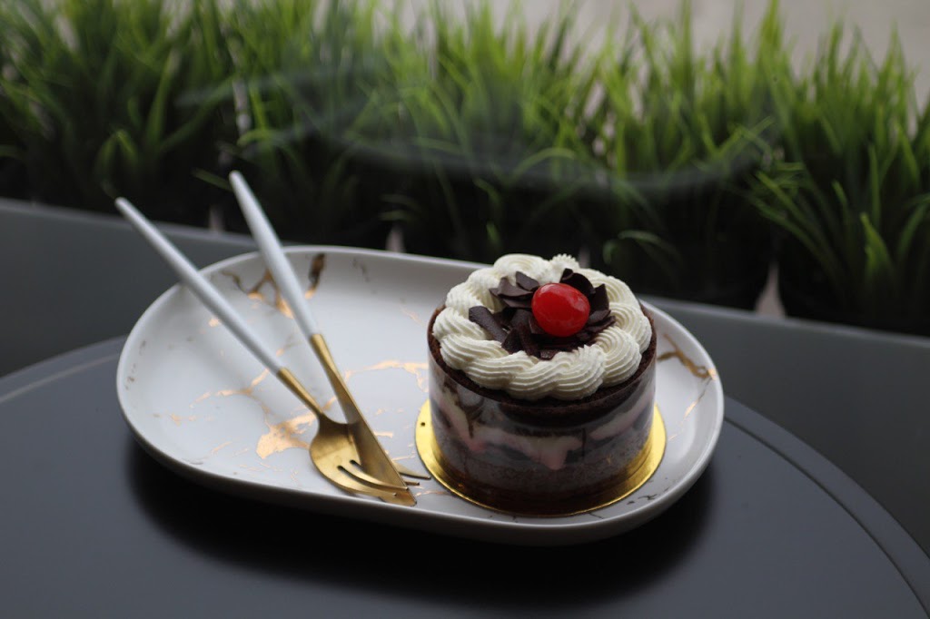 Montchant | 3467 Yonge St, North York, ON M4N 2N3, Canada | Phone: (416) 519-4100