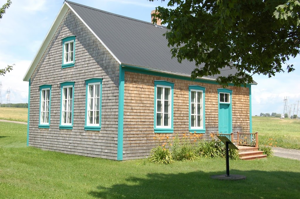 Les Jardins de la Vieille École | 3484 Rang Nord-Est, Saint-Charles-de-Bellechasse, QC G0R 2T0, Canada | Phone: (418) 809-3654
