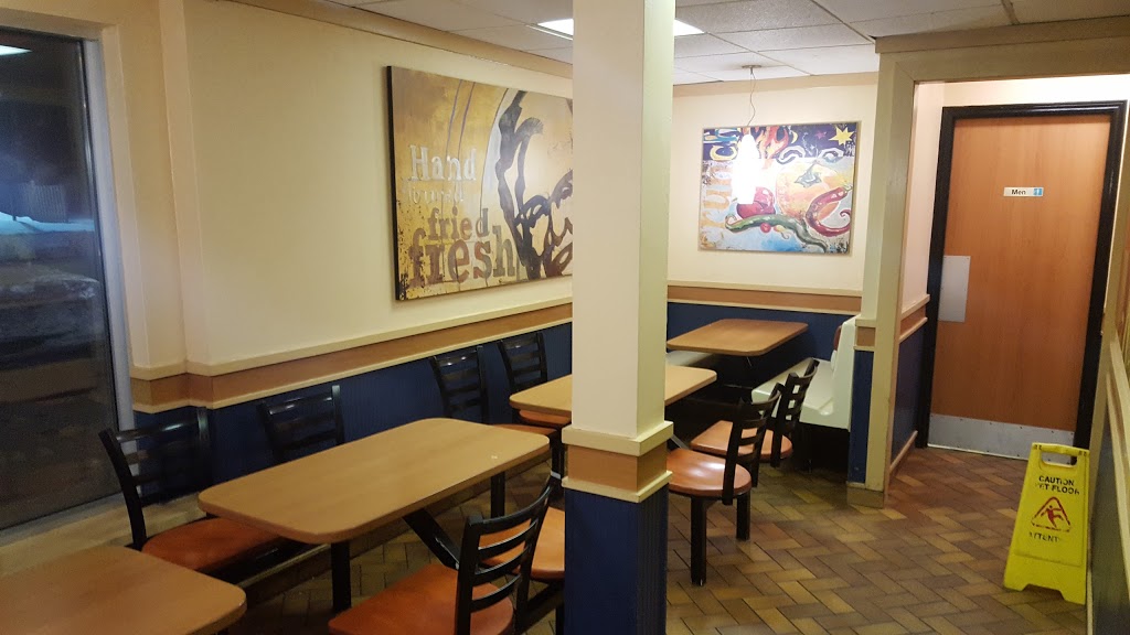 Taco Bell | 63 Lindsay St S, Lindsay, ON K9V 2M1, Canada | Phone: (705) 324-4212