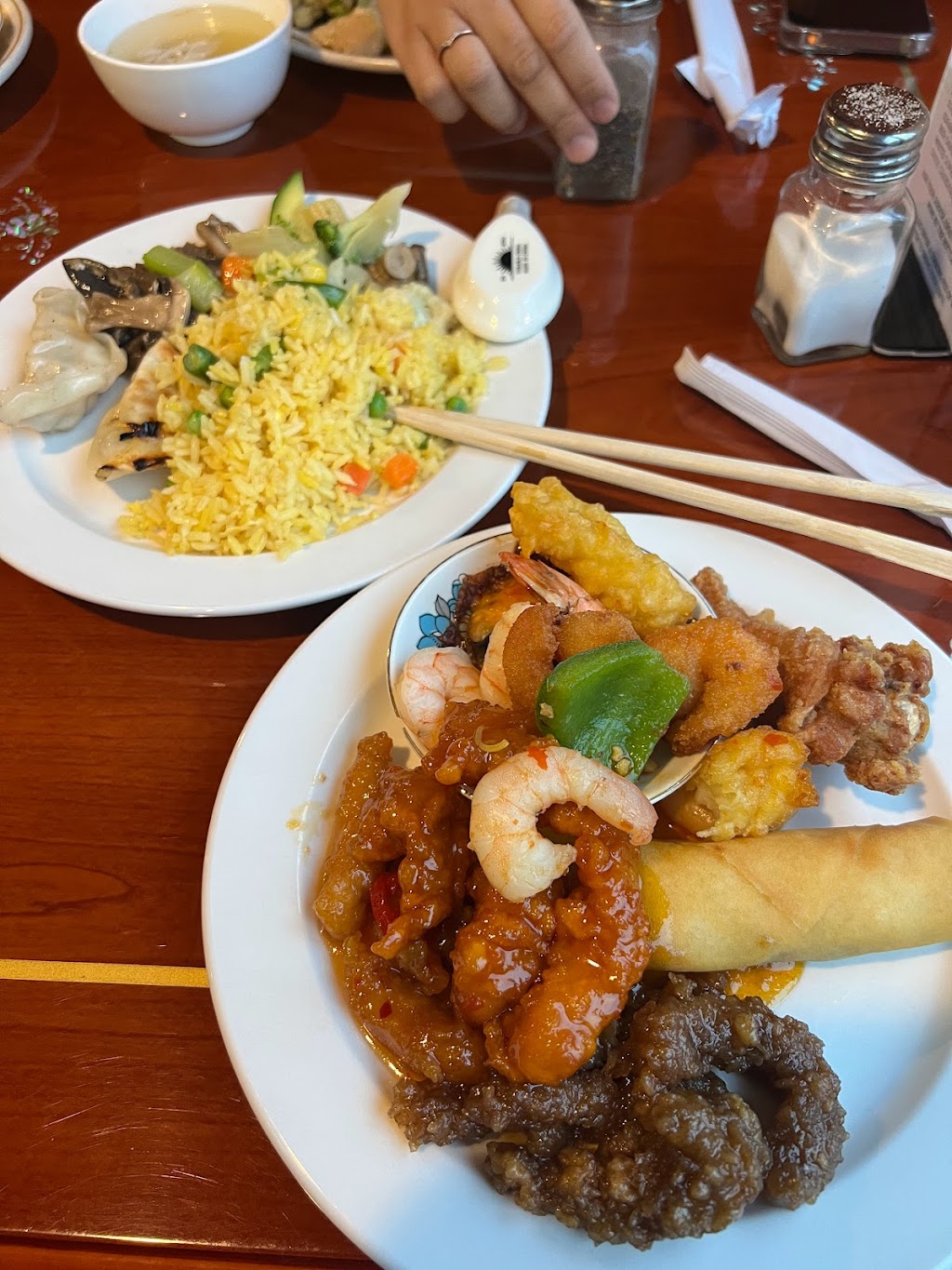 Driftwood Restaurant Campbell River | 4329 S Island Hwy, Campbell River, BC V9H 1E7, Canada | Phone: (250) 923-5505
