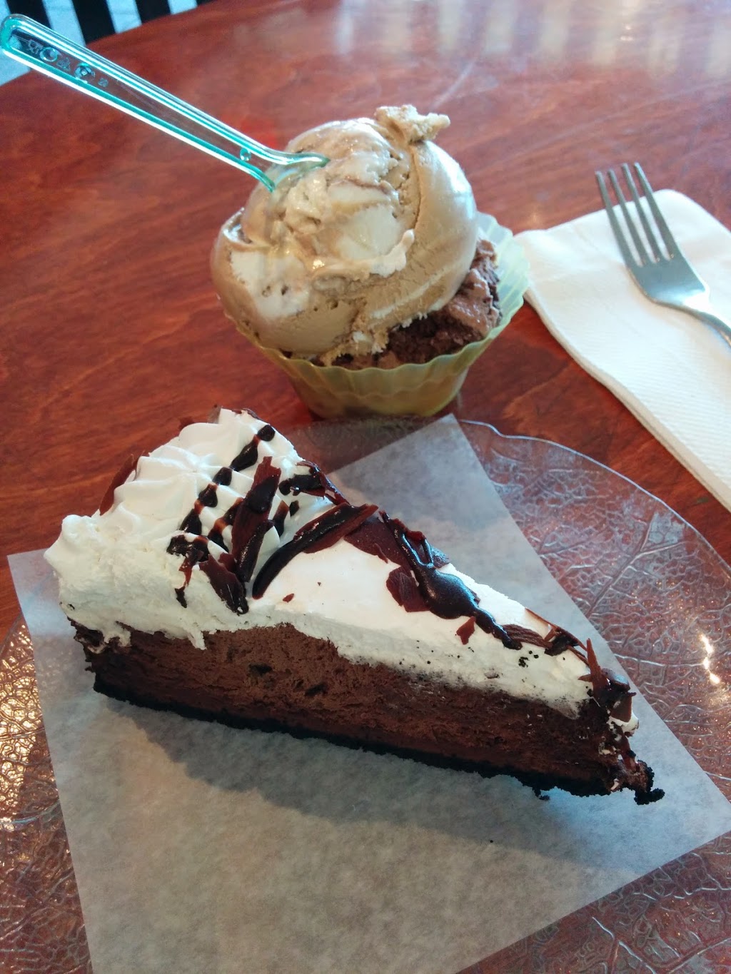 Whitbys Coffee House | 14829 Marine Dr, White Rock, BC V4B 3P5, Canada | Phone: (604) 535-0200