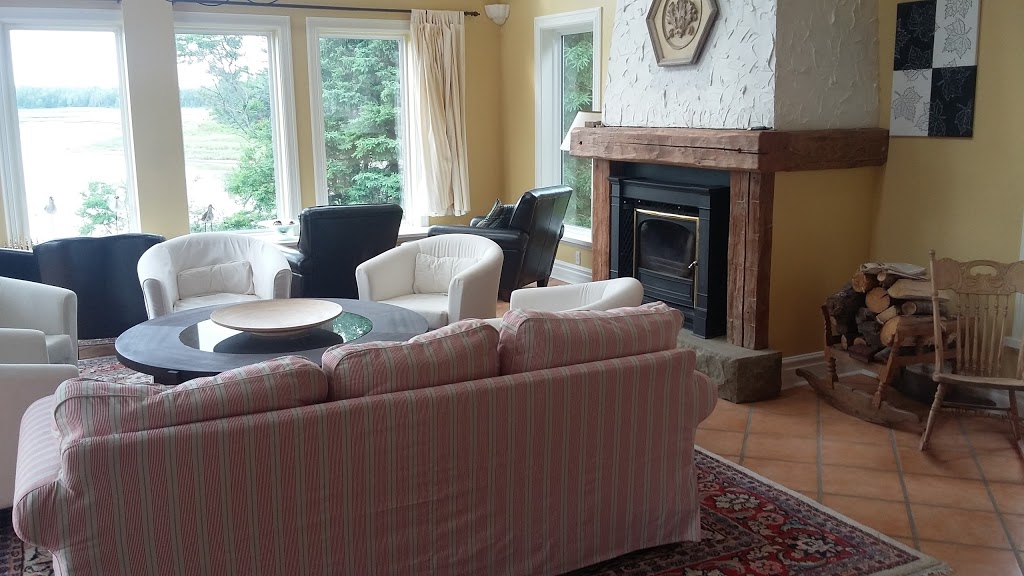 Little Shemogue Inn | 2361, Route 955, Little Shemogue, NB E4M 3K4, Canada | Phone: (506) 538-2320