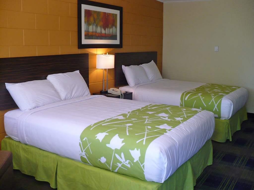 Westgate Inn | 1010 E Saskatchewan Ave E, Portage la Prairie, MB R1N 1B4, Canada | Phone: (204) 239-5200