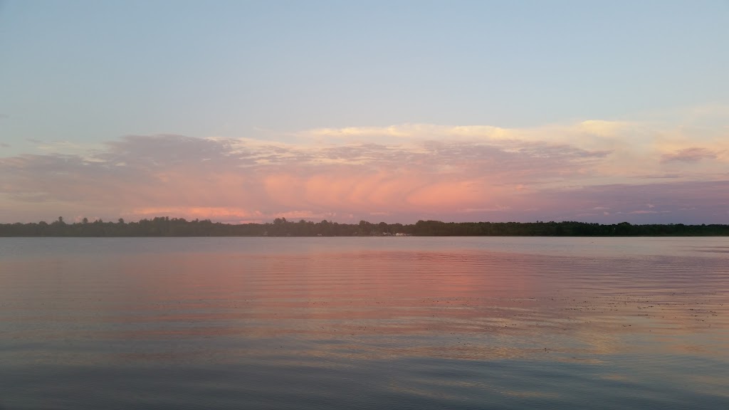 T-Bell Cottage Rentals | 3 Tilley Ln, White Lake, ON K0A 3L0, Canada | Phone: (613) 623-3897
