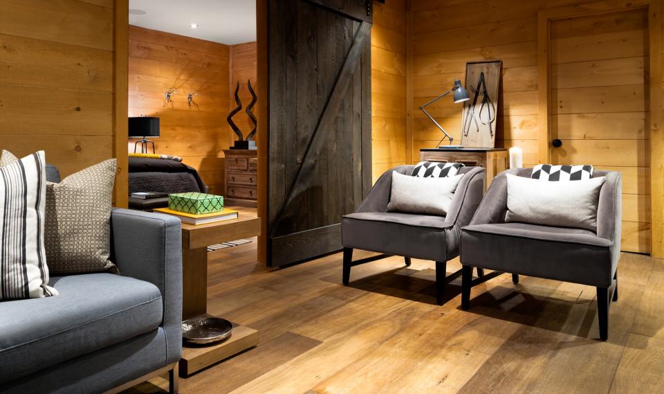 Barrie Carpet & Hardwood | 421 Huronia Rd, Barrie, ON L4N 9B3, Canada | Phone: (705) 721-8555