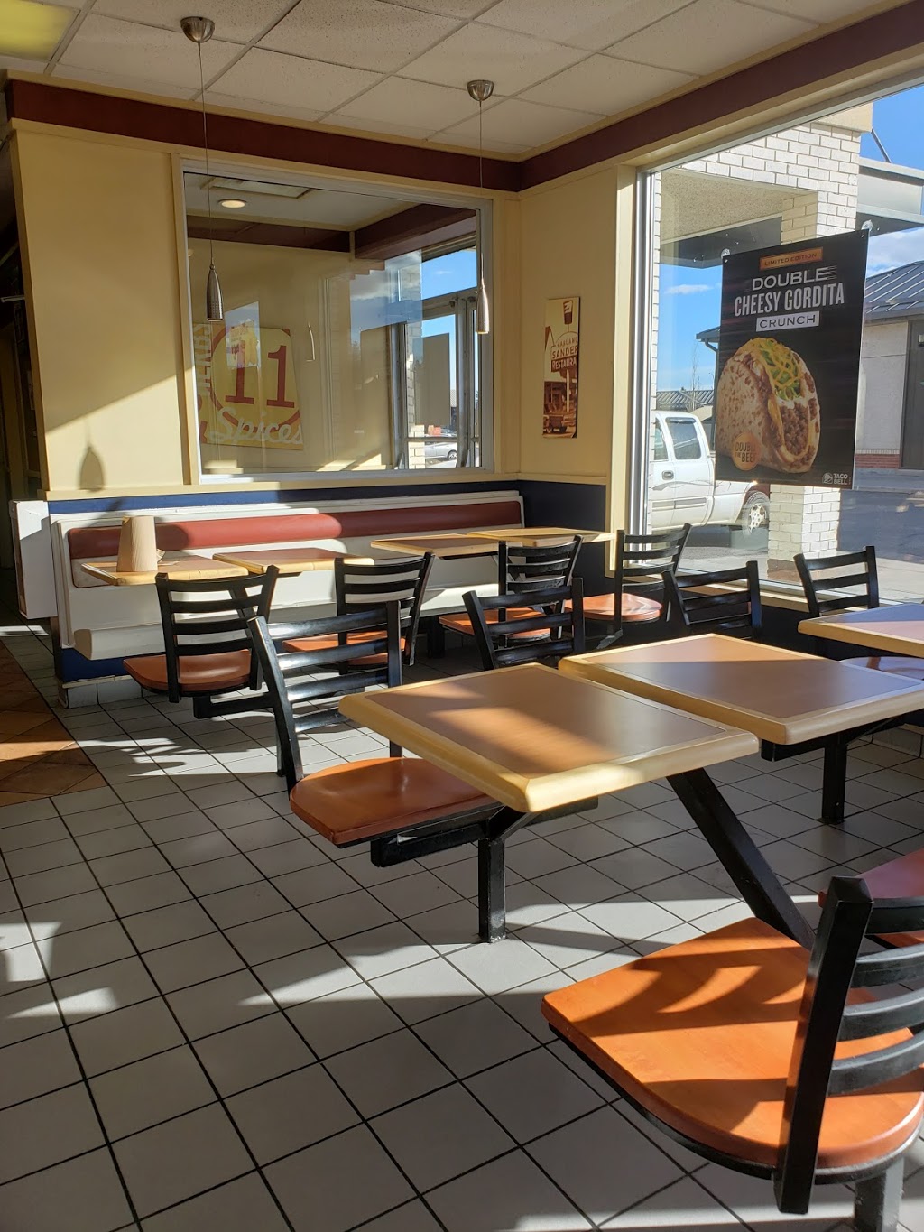 Taco Bell | 170 Parkland Hwy, Spruce Grove, AB T7X 3X3, Canada | Phone: (780) 962-4822