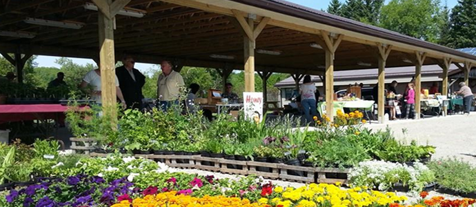 Codrington Farmers Market | 2992 County Rd 30, Codrington, ON K0K 1R0, Canada | Phone: (613) 475-4005