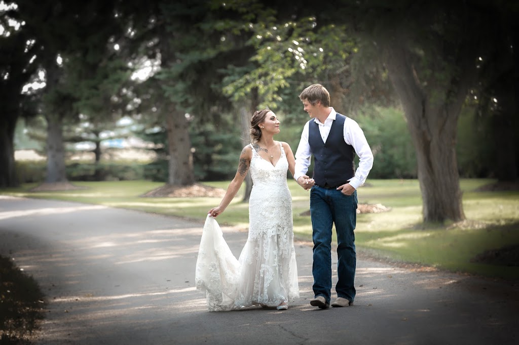 Colleen’s Photos Canmore | 216 Three Sisters Dr #23, Canmore, AB T1W 2M2, Canada | Phone: (403) 812-0594