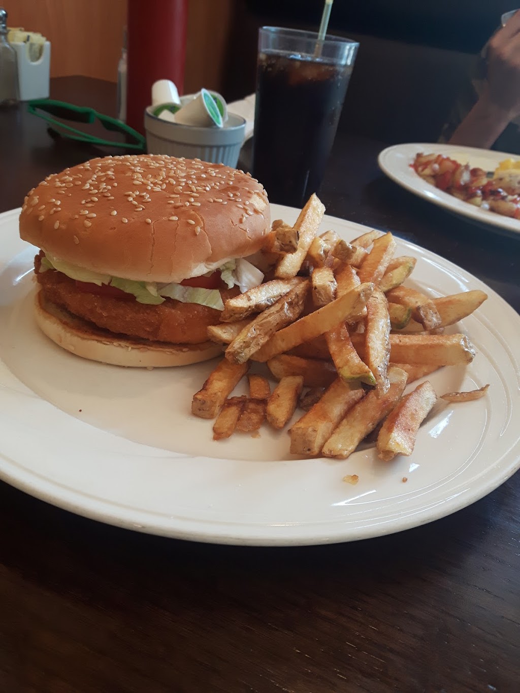 T J Restaurant & Steak House | 27125 Fraser Hwy, Aldergrove, BC V4W 3R2, Canada | Phone: (604) 625-2558